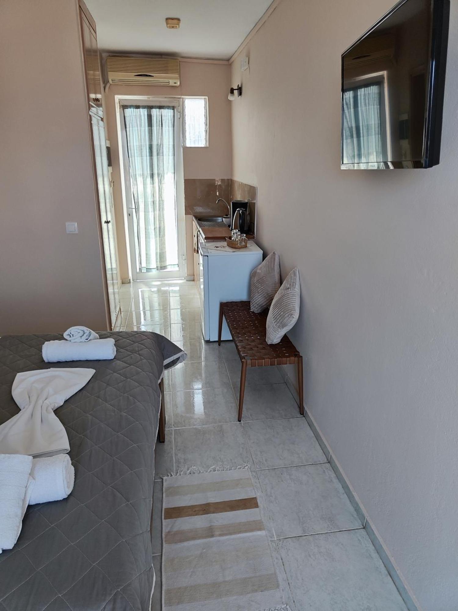 Yanna Studios & Apartments Tsilivi  Exterior photo